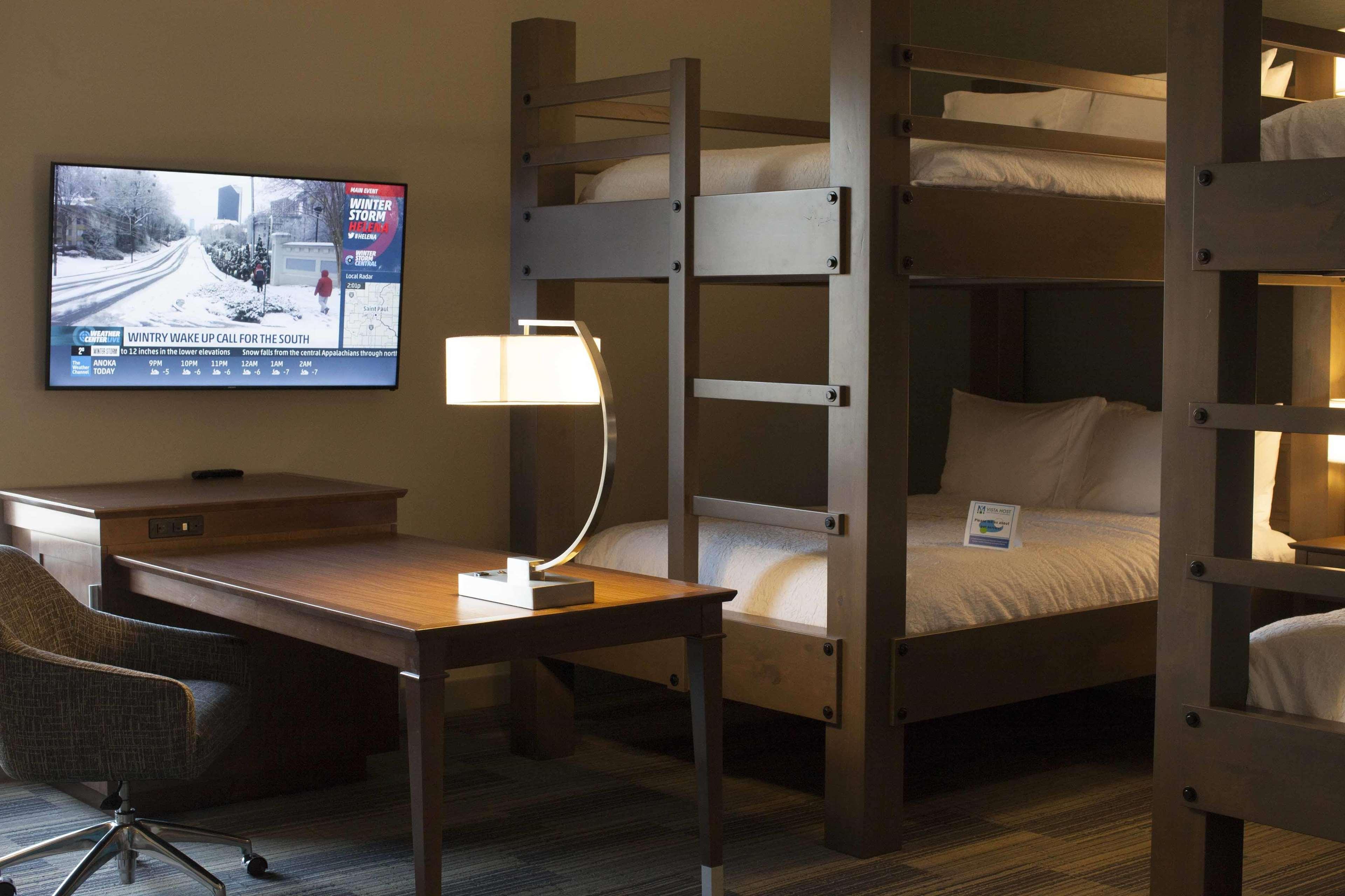 Hampton Inn & Suites St. Paul Downtown Сейнт Пол Екстериор снимка