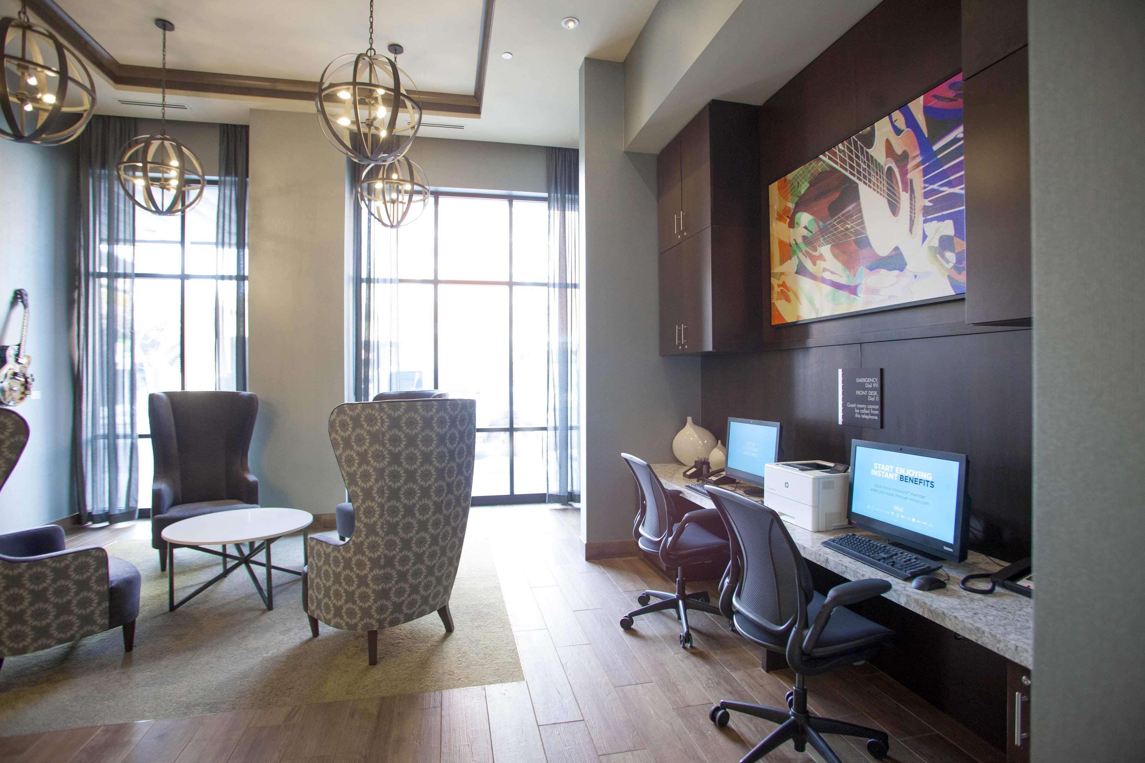 Hampton Inn & Suites St. Paul Downtown Сейнт Пол Екстериор снимка