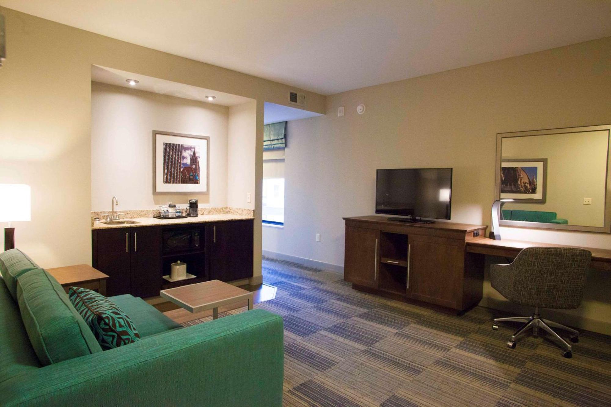 Hampton Inn & Suites St. Paul Downtown Сейнт Пол Екстериор снимка