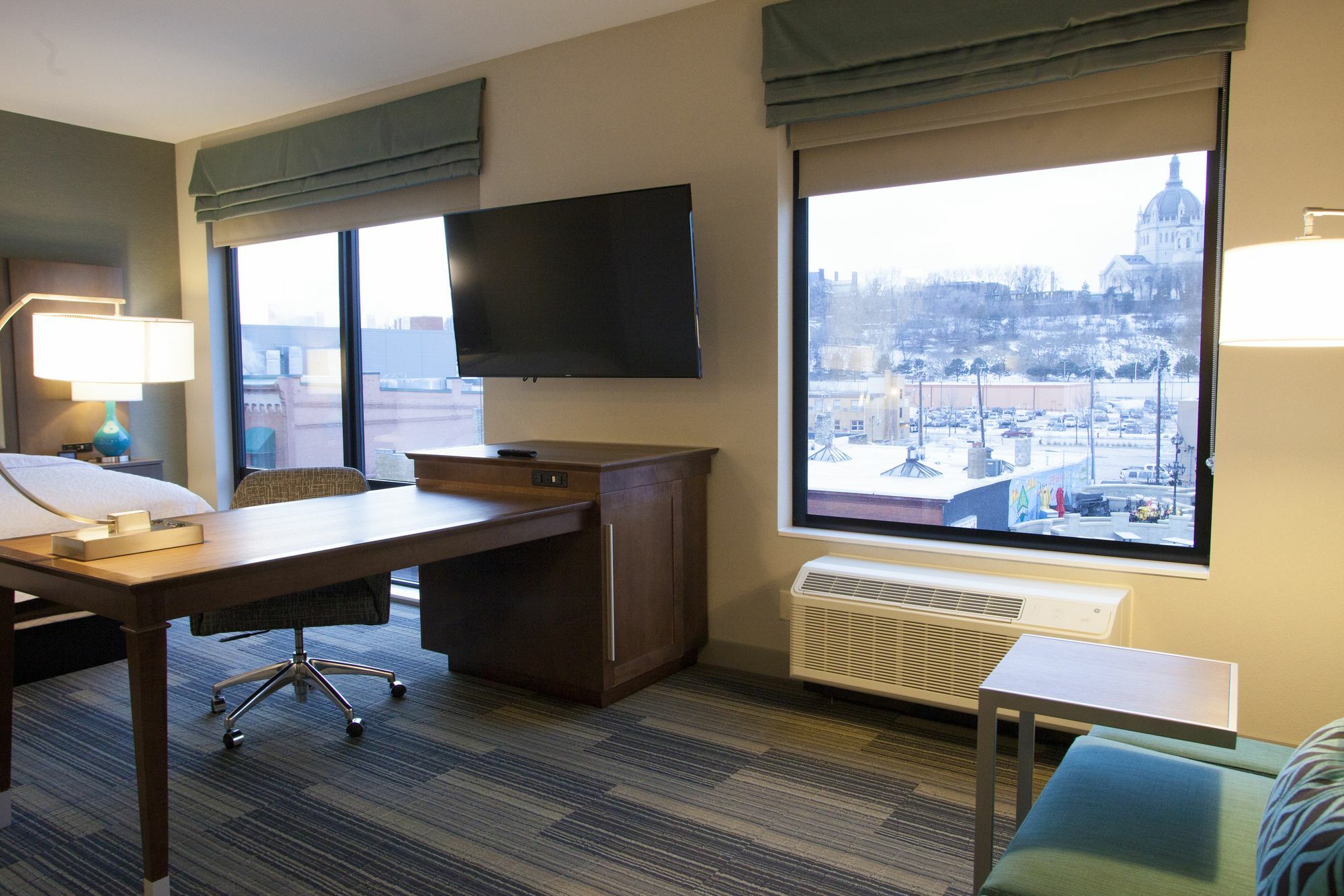 Hampton Inn & Suites St. Paul Downtown Сейнт Пол Екстериор снимка
